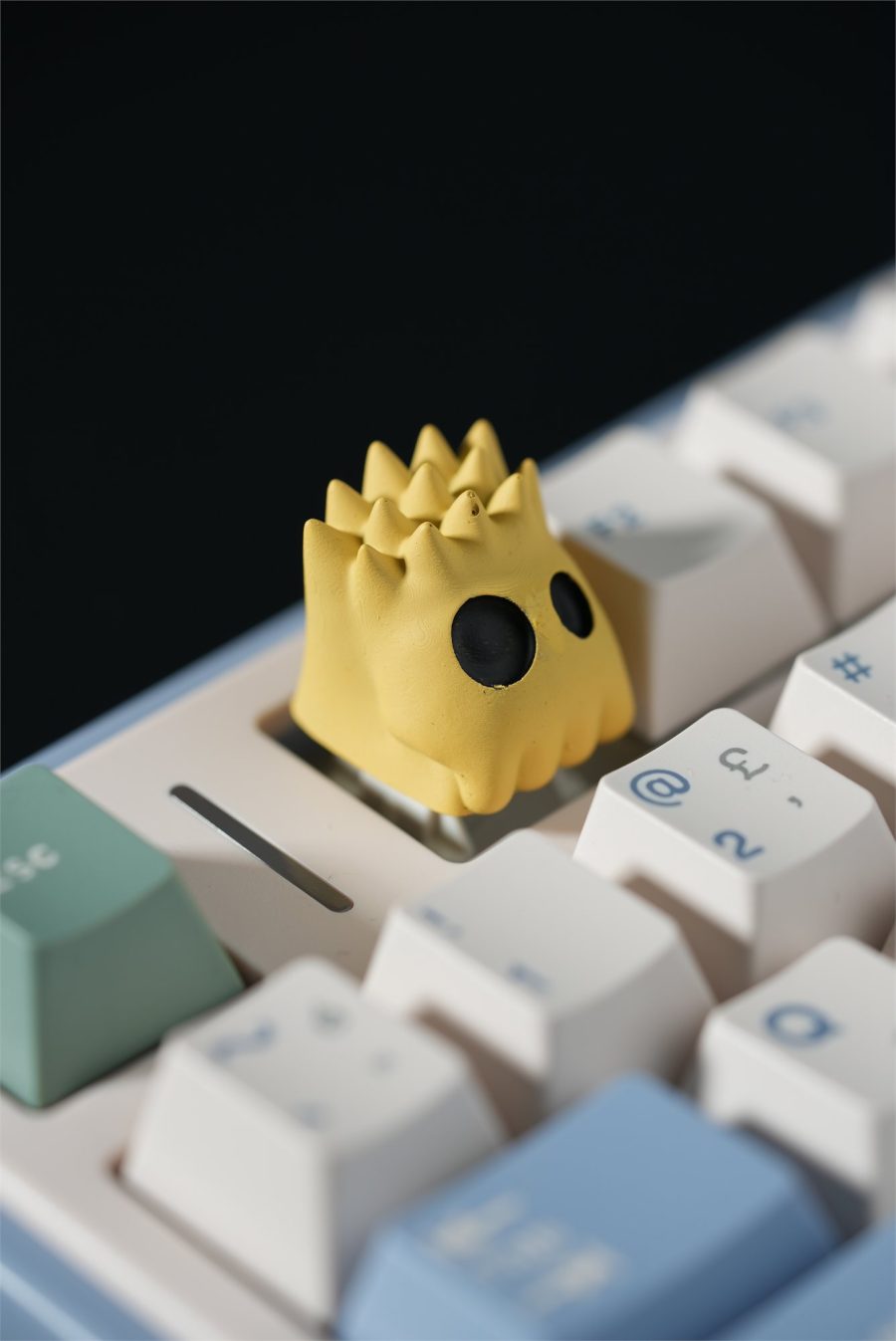 Artisan Keycap No. 045