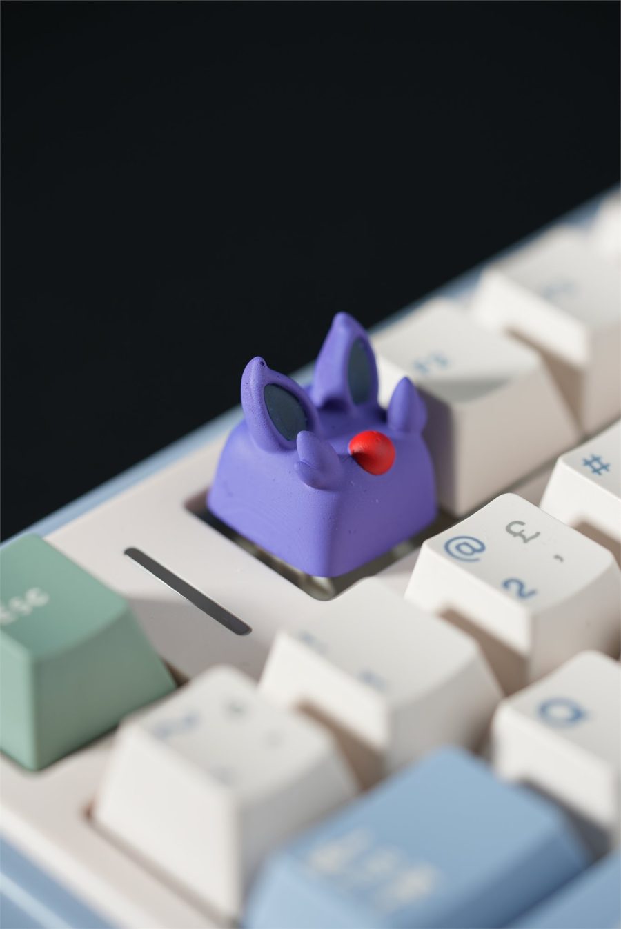 Artisan Keycap No. 082