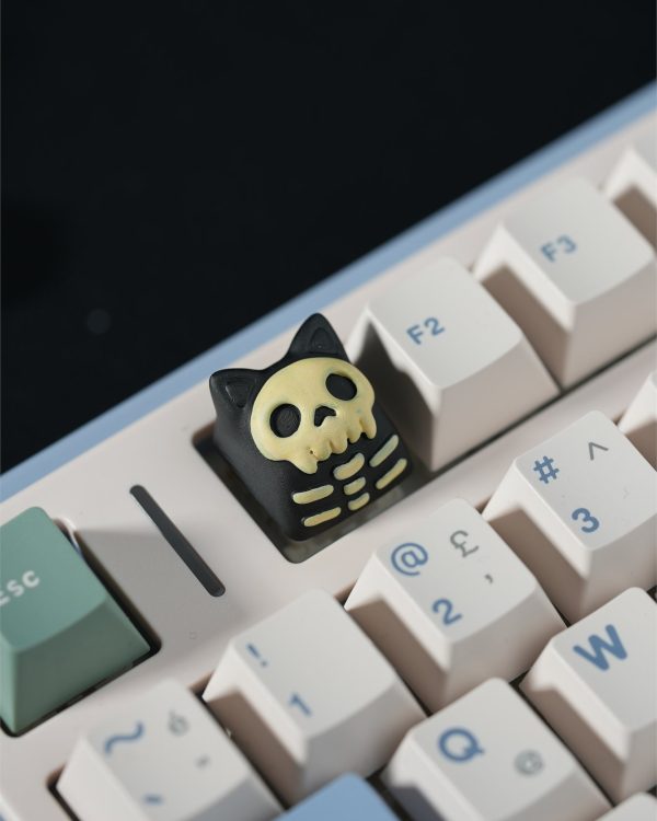 Artisan Keycap No. 143